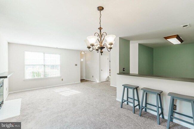 Foto del edificio - 30 Bark Hollow Ln