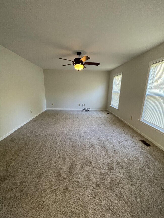 Foto del edificio - 10197 Madison Dr