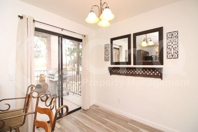 Building Photo - 3210 E Calle De La Punta