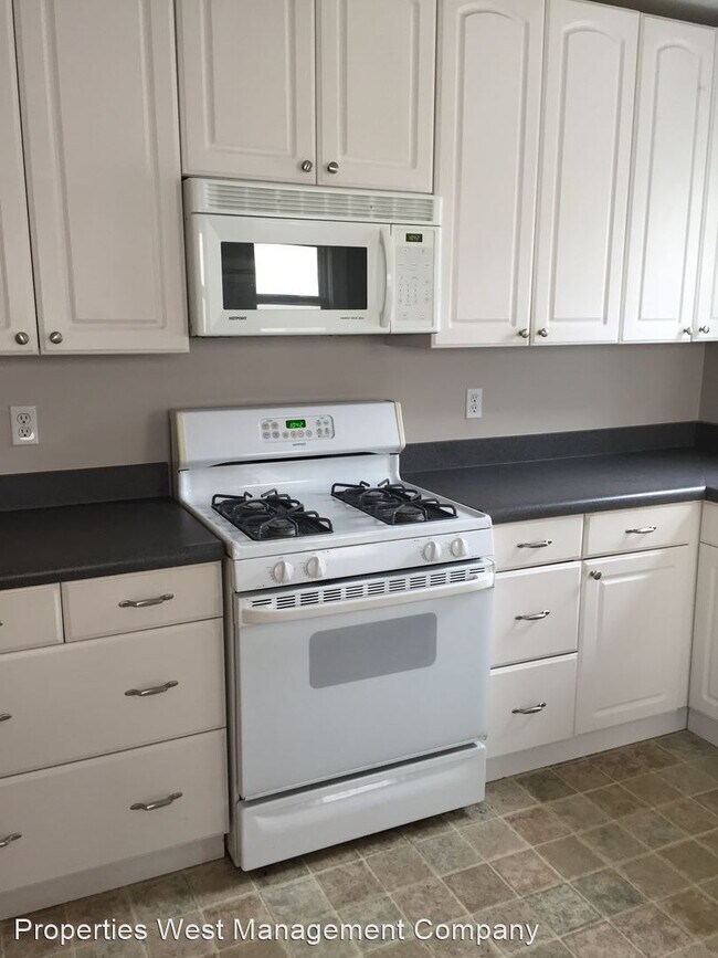 Building Photo - 2 br, 1 bath House - 1182 West 14th