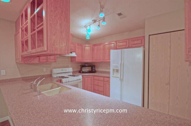 Foto del edificio - 5632 137th Pl SE