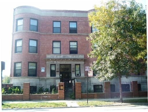 Foto principal - 5850-5858 S Martin Luther King Dr