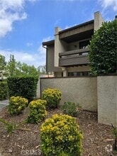 Building Photo - 5800 Owensmouth Ave