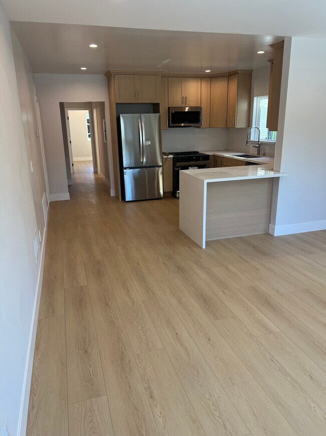 Foto del edificio - 1834 N Van Ness Ave