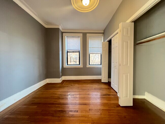 156 Grant Ave Unit 6 - 158 Grant Ave