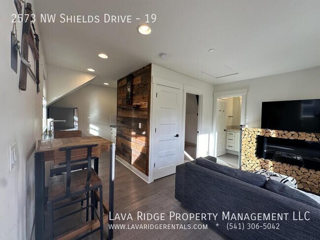 Foto del edificio - 2573 NW Shields Dr