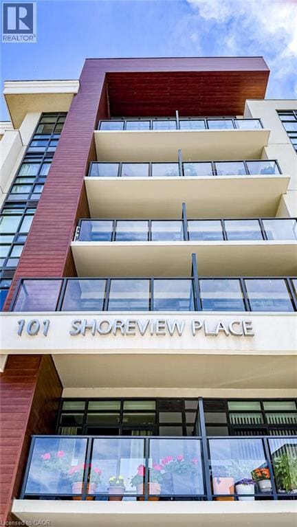 Building Photo - 101 Shoreview Pl