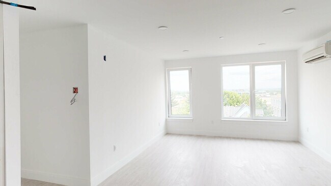 Foto del edificio - 36 North Beacon St