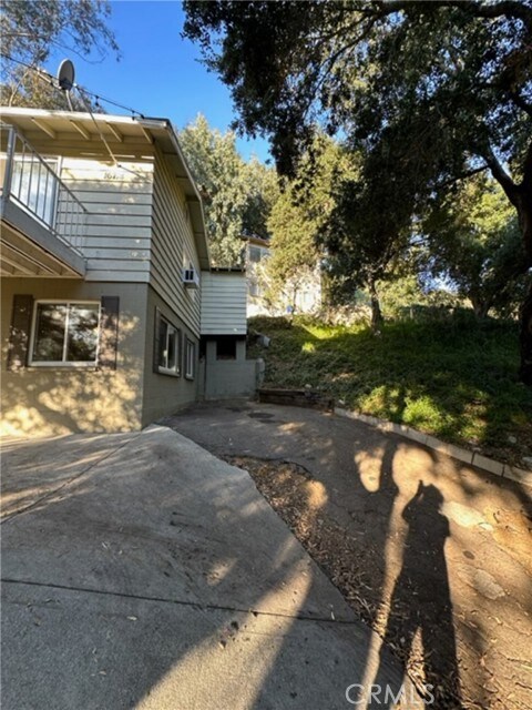 Building Photo - 16718 Oak Way Ln