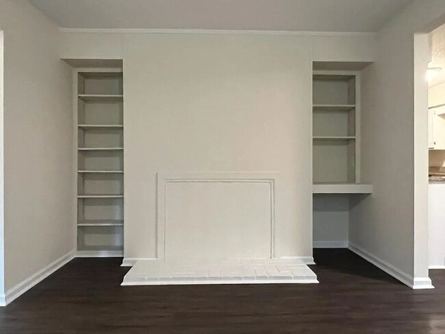 Foto del edificio - Newly renovated Quadplex with close proximity to Harbison Blvd - 3643 Apt A