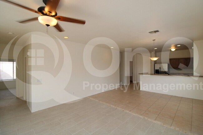 Foto del edificio - 103 E Shawnee Rd