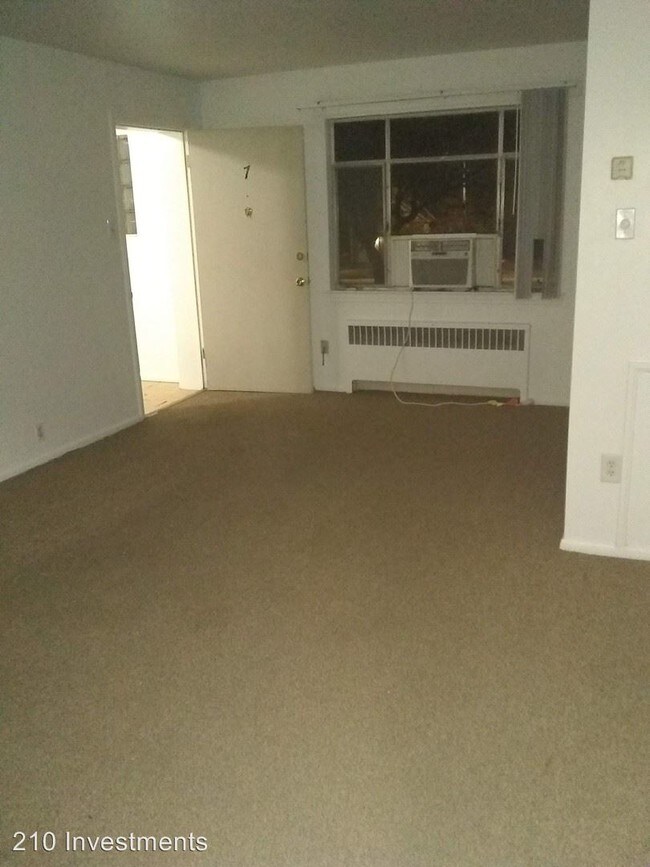 Building Photo - 733-743-743 S 700 E
