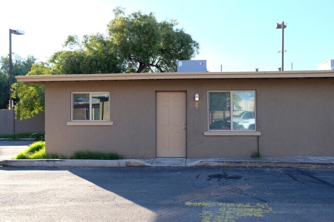 Building Photo - 1730 E Prince Rd
