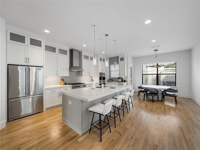 Foto del edificio - 4216 Bowser Ave