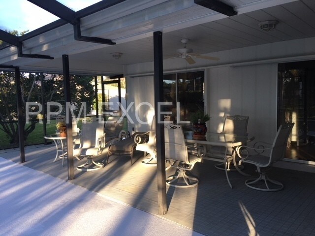 Building Photo - Gorgeous Nokomis Home Close to Beaches!