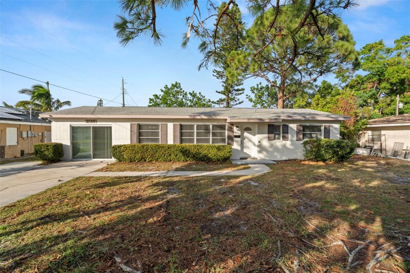 Foto principal - 2145 68th Ave S