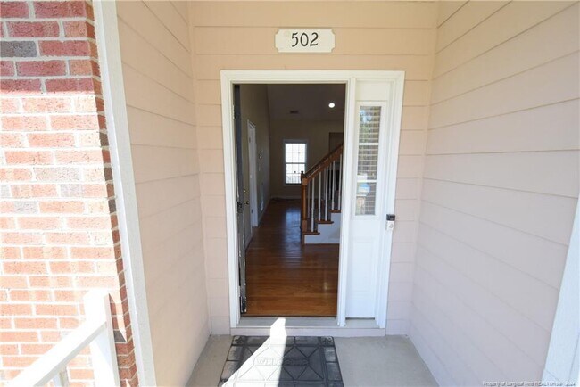 Building Photo - 502 Edwinstowe Ave