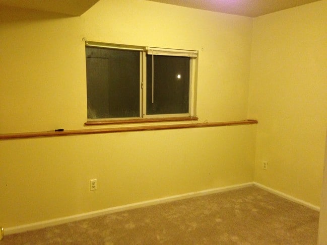 Building Photo - 2204 S Del Norte Dr