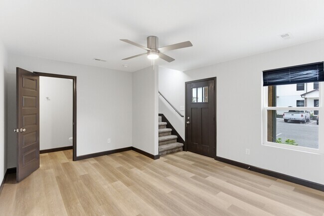 Foto del edificio - Delaney Way- 104