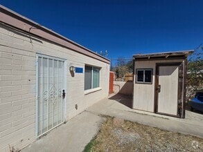 Building Photo - 3925 E Paseo Dorado