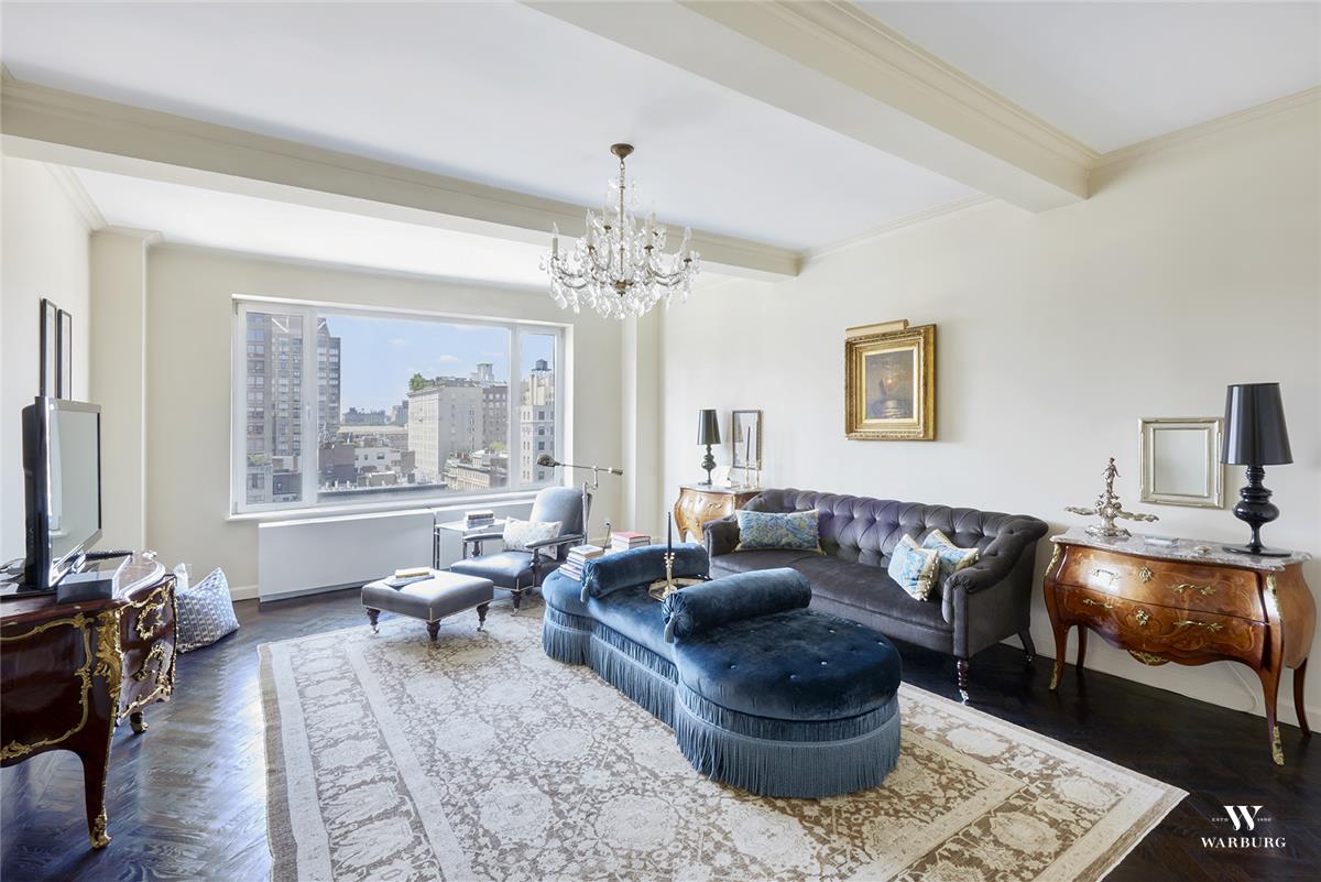 Primary Photo - 944 Park Ave