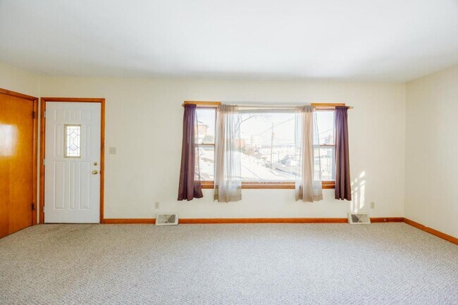 Foto del edificio - 212 Pine St