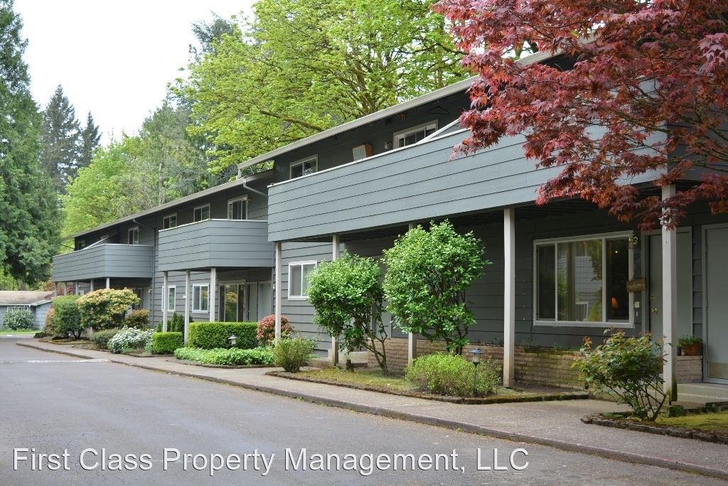 Foto principal - 3853 Lake Grove Ave