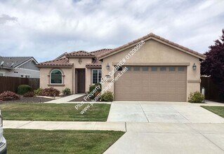 Building Photo - 305 Hampton Dr