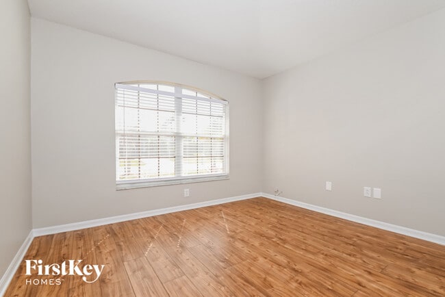 Building Photo - 30517 Treyburn Loop