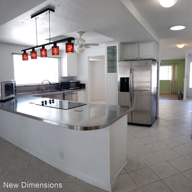 Foto del edificio - 3 br, 2 bath House - 568 Creighton Way