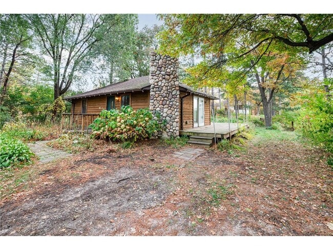 Building Photo - 10085 Scandia Trail N