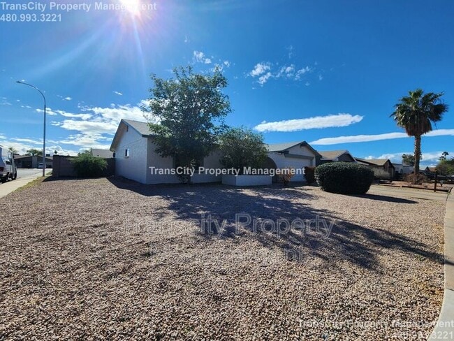 Building Photo - 3304 N Apollo Dr