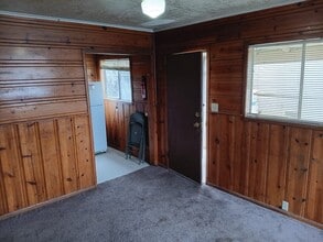 Building Photo - Southshore