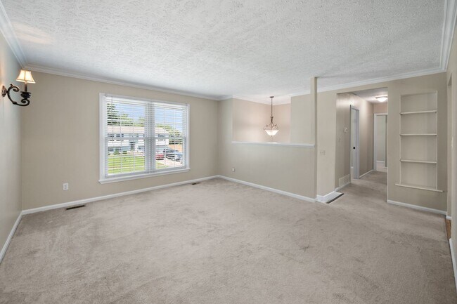 Foto del edificio - 9212 Foxtail Ct