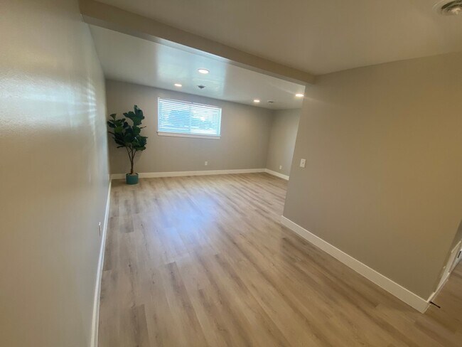 Building Photo - 3488 S 500 E