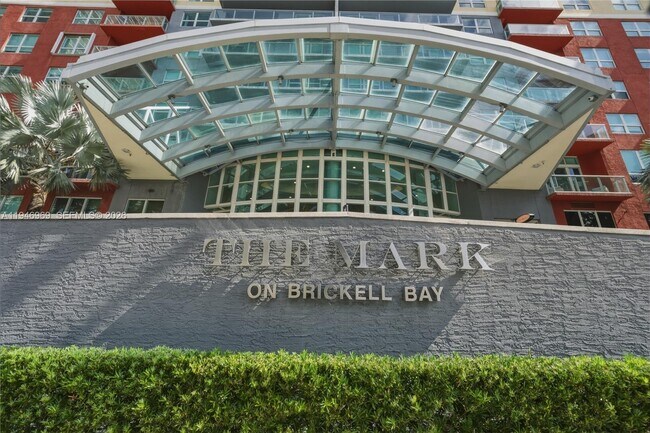 Foto del edificio - 1155 Brickell Bay Dr