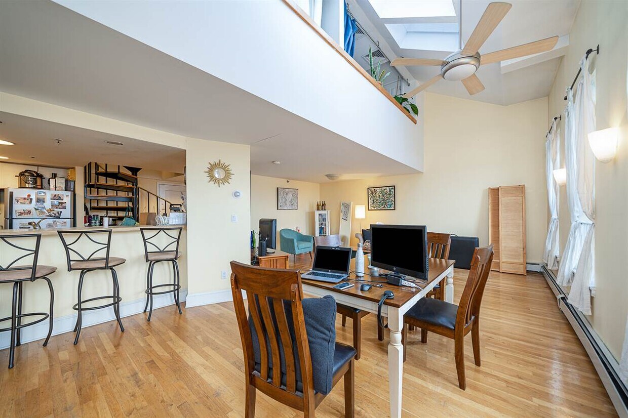 Foto principal - 1115 Willow Ave
