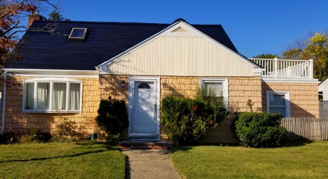 Foto del edificio - 972 Henhawk Rd