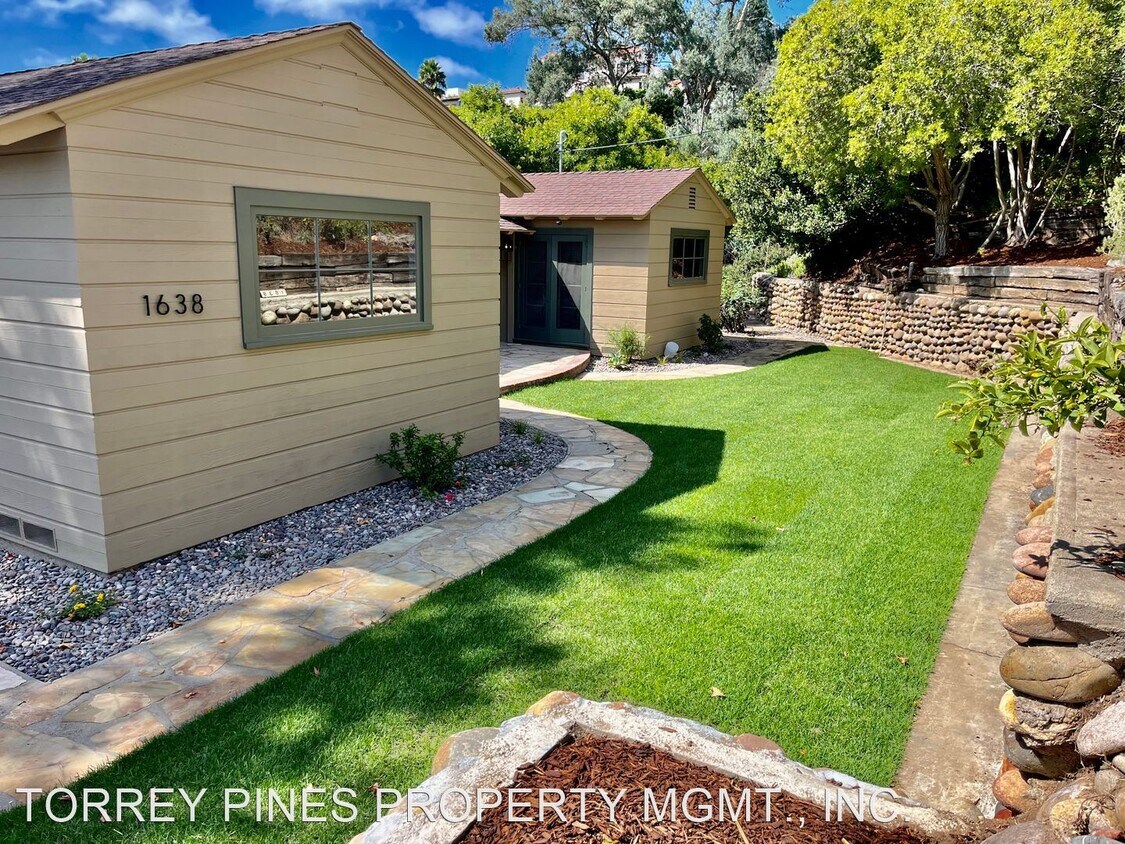 3 br, 2 bath House 1638 Sutter Street House Rental in San Diego, CA