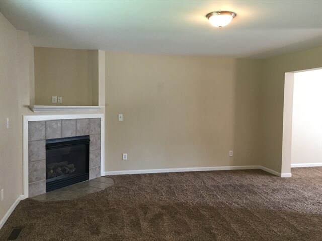 Building Photo - 947 Evergreen Park Ln