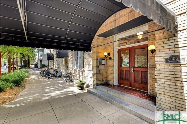 Building Photo - 106 W Gwinnett St