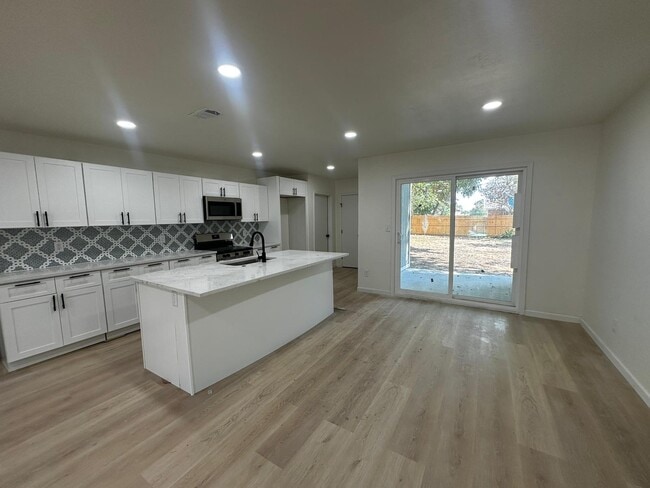 Photo - 1712 Brake Dr House