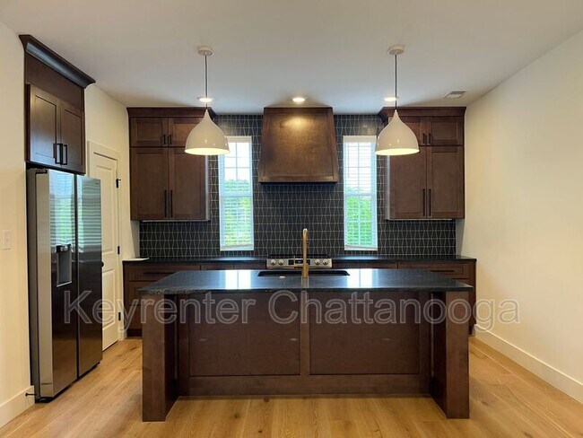 Foto del edificio - 1056 Amelia Ct
