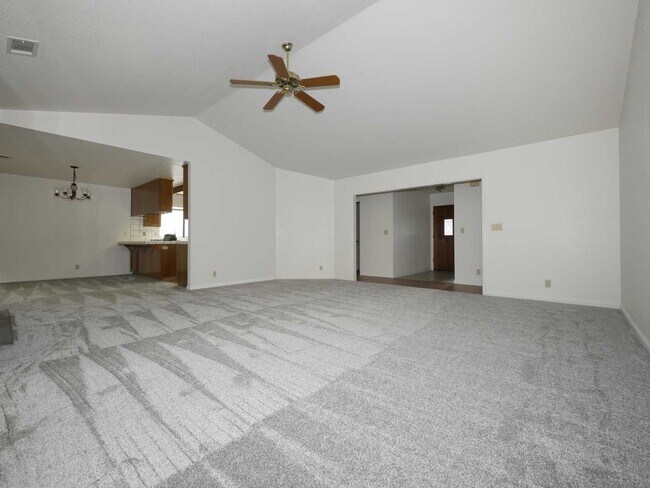 Foto del edificio - 110 Detert Ln