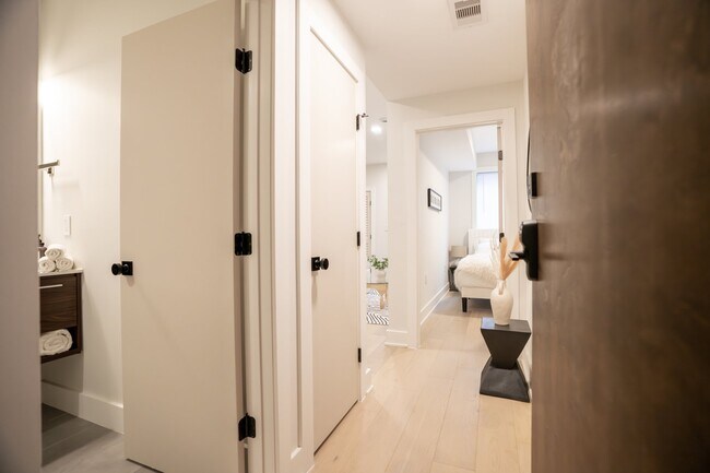 Foto del edificio - 3934 14th St NW