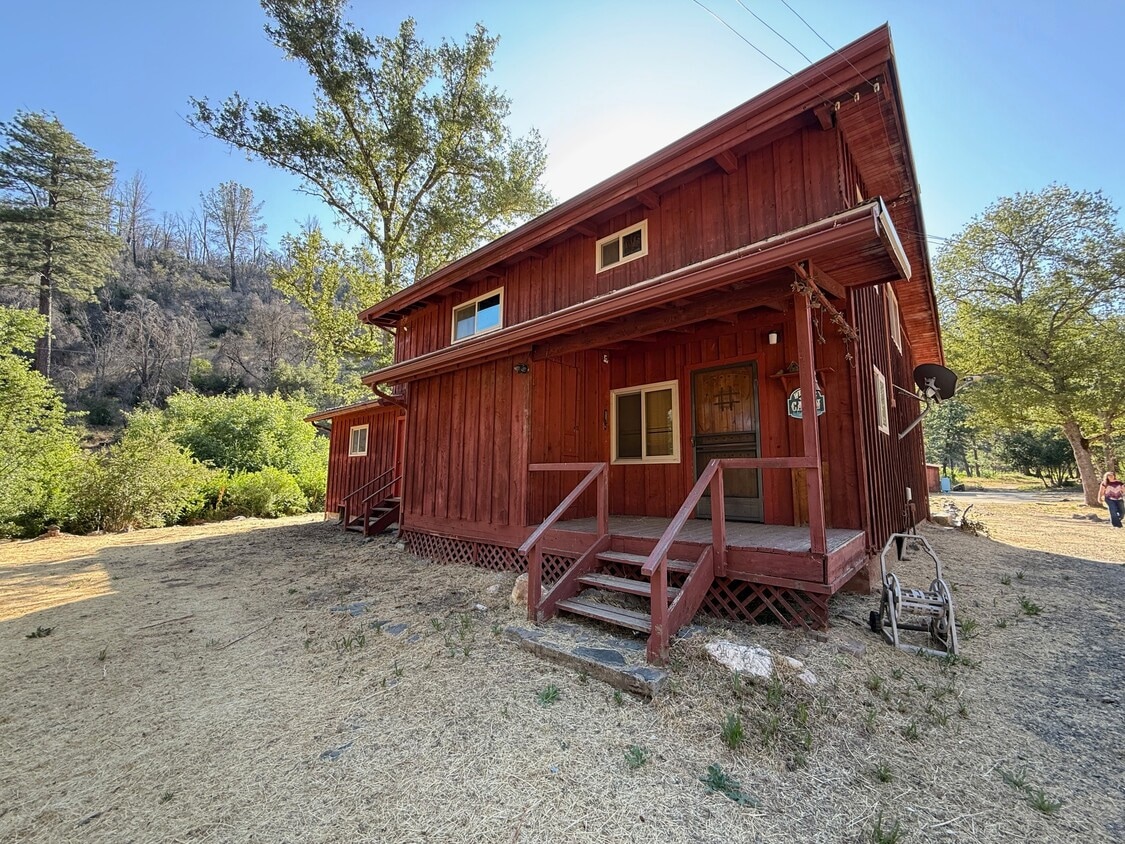 Primary Photo - 6276 Cobey Ln