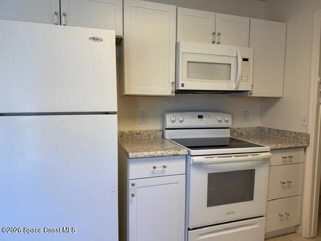 Building Photo - 2384 Apache Dr