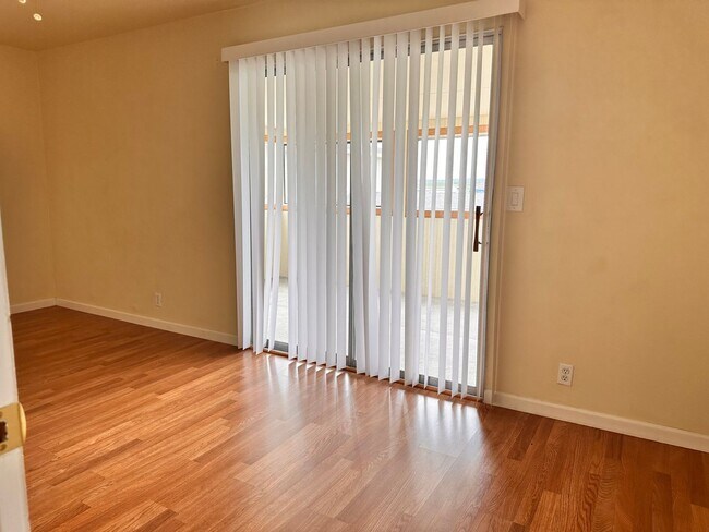 Foto del edificio - 11435 Del Monte Ave