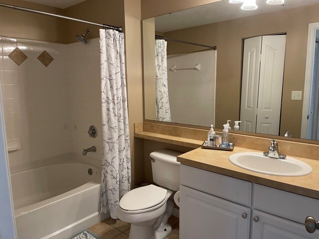 Building Photo - 9857 Baywinds Dr