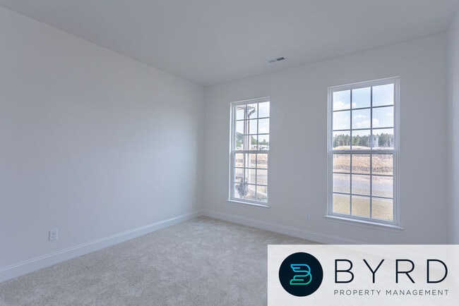 Building Photo - 15212 Dunton Ave